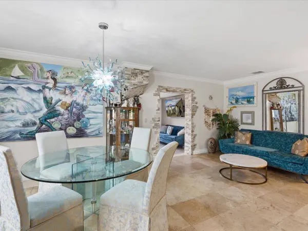 707 SW 3RD AVE, Hallandale Beach, FL 33009