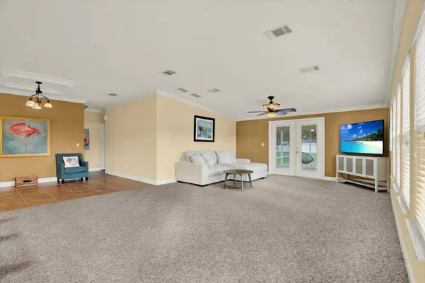 17403 ESTES RD, Lutz, FL 33548