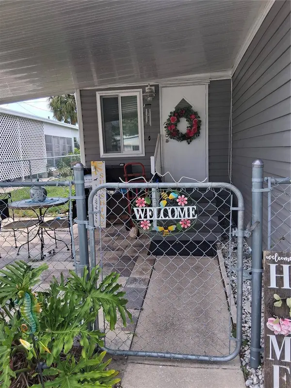 6580 SEMINOLE BLVD #110, Seminole, FL 33772