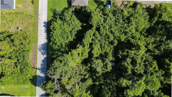 2458 WOODYGLEN ST, Port Charlotte, FL 33948