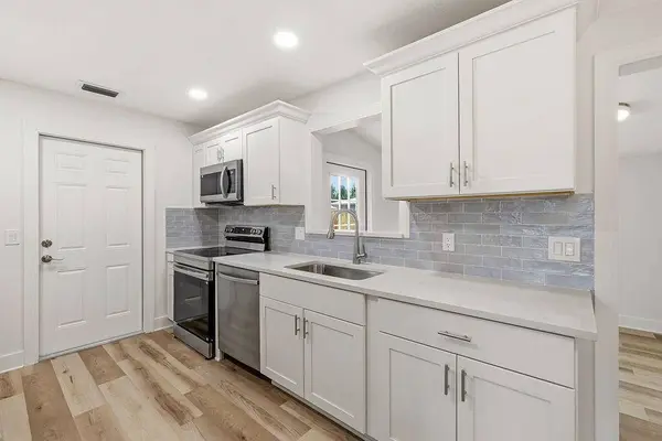 1435 30TH AVE, Vero Beach, FL 32960