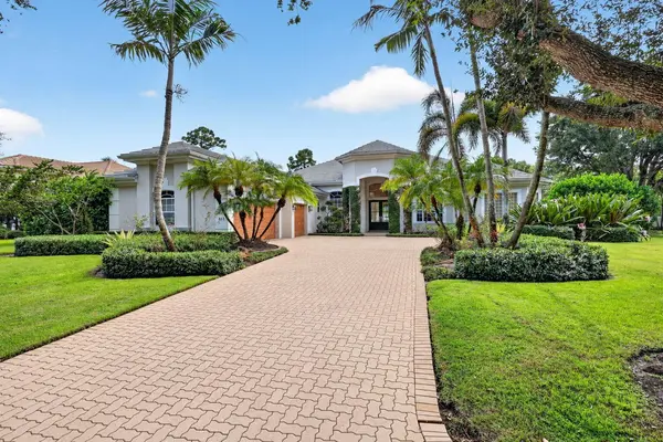 851 FOREST GLEN LN, Wellington, FL 33414