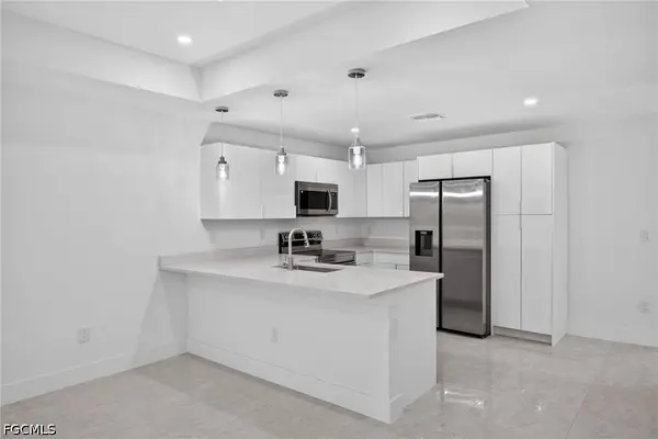 4704-4706 30th ST SW, Lehigh Acres, FL 33973