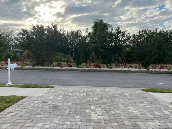 4398 SUMMERTREE RD, Venice, FL 34293