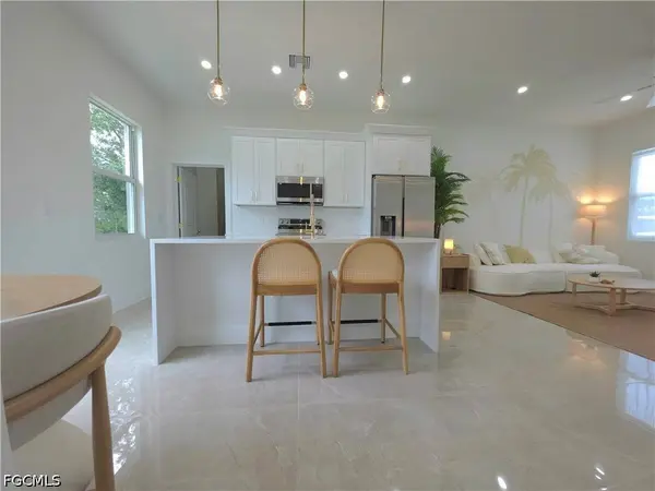 501 Willowbrook DR, Lehigh Acres, FL 33972