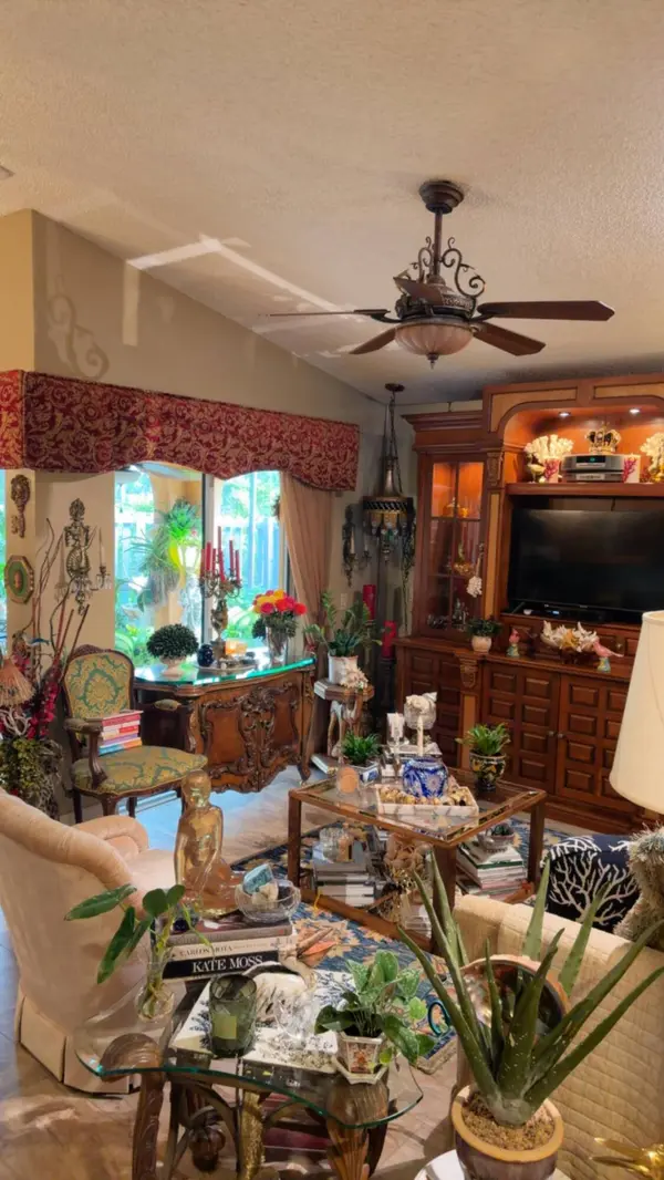1446 SPRINGSIDE DR, Weston, FL 33326