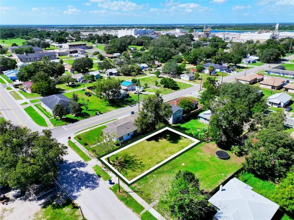 307 E ST, Lake Wales, FL 33853