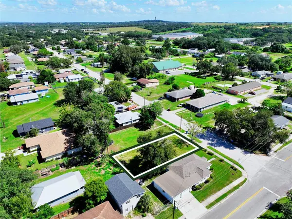 307 E ST, Lake Wales, FL 33853