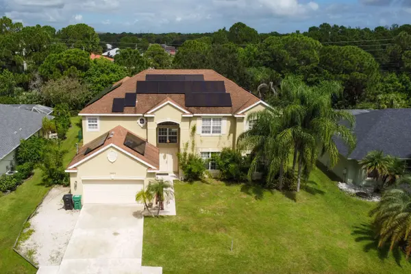5837 NW BATES AVE, Port St Lucie, FL 34986
