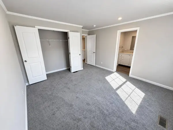 215 N Mckay AVE #2, Alexandria, MN 56308