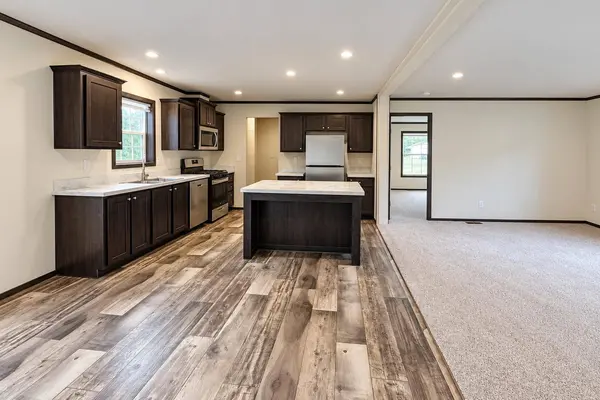215 N Mckay AVE #13, Alexandria, MN 56308