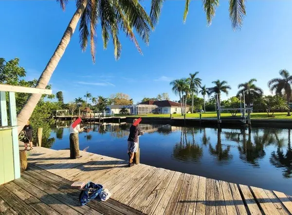 6915 9TH AVE NW, Bradenton, FL 34209