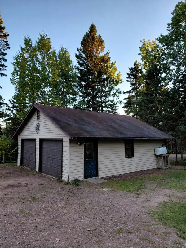 1471 County Road 14, Grand Marais, MN 55604