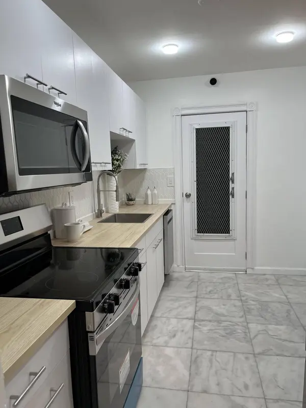 11685 CANAL DR #304, North Miami, FL 33181