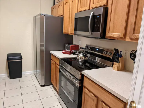 2817 ALMATON LOOP #304, Kissimmee, FL 34747