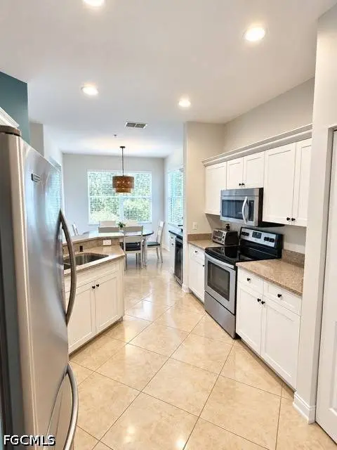 710 Tarpon Cove DR #103, Naples, FL 34110