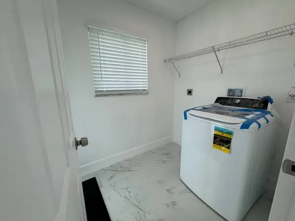 1031 NW 10TH AVE, Fort Lauderdale, FL 33311