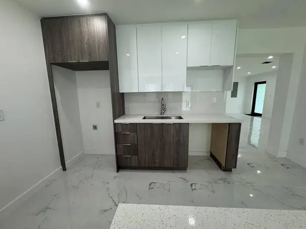 1031 NW 10TH AVE, Fort Lauderdale, FL 33311