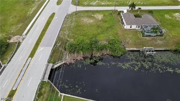 1 NW 30th PL, Cape Coral, FL 33993