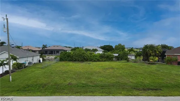 614 NW 32nd PL, Cape Coral, FL 33993