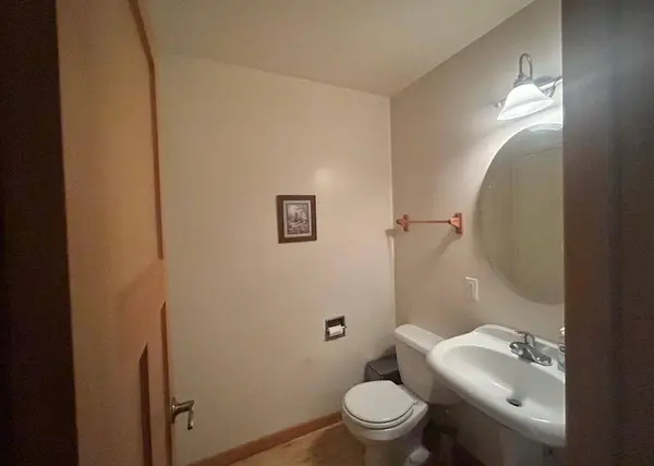 203 Wyandotte RD, Hoyt Lakes, MN 55750