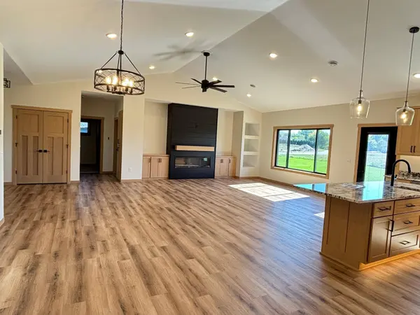 407 Halfaday DR, Sauk Centre, MN 56378