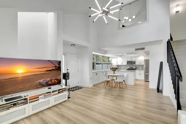 1301 COPLEY CT