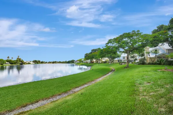 1301 COPLEY CT, Boynton Beach, FL 33436