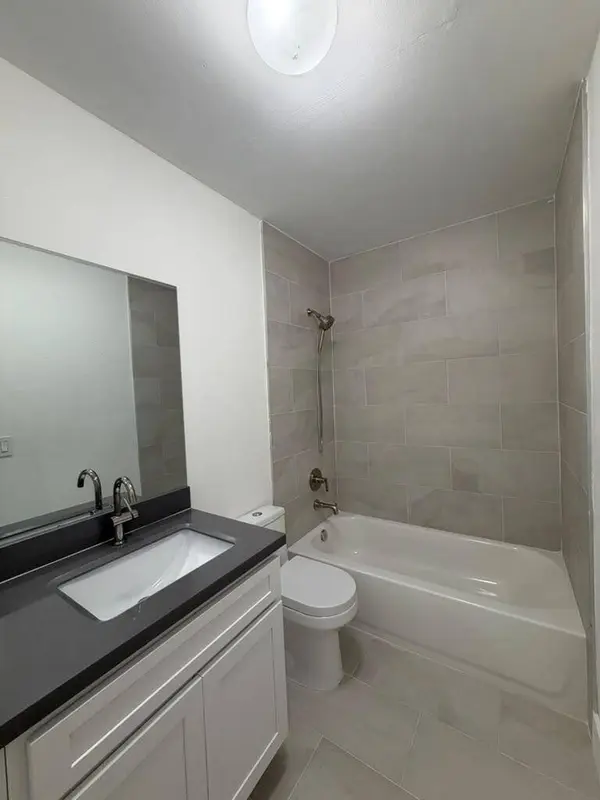 6480 NW 191ST, Hialeah, FL 33015