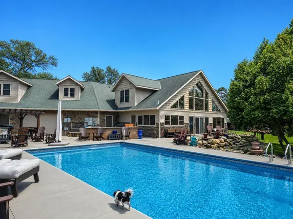 9805 Sharon PL NW, Rice, MN 56367