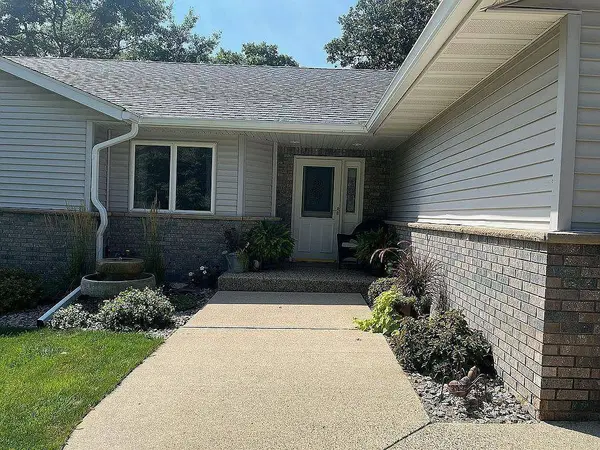 126 Linden AVE, Alexandria, MN 56308