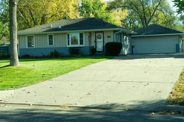 11881 Kumquat ST NW, Coon Rapids, MN 55448