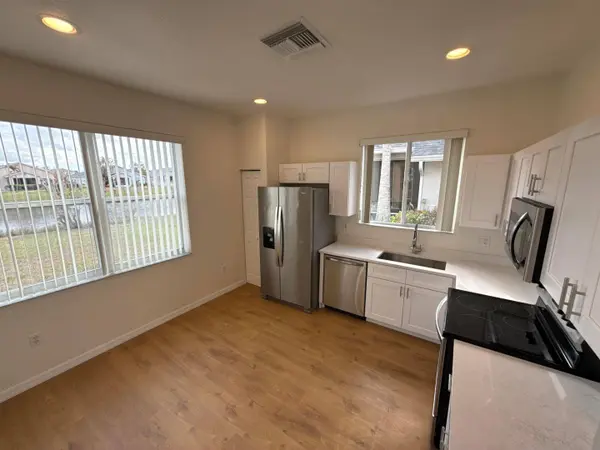 325 SW North Shore BLVD, Port St Lucie, FL 34986