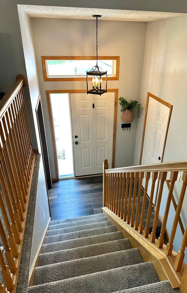211 Florence AVE S, Annandale, MN 55302