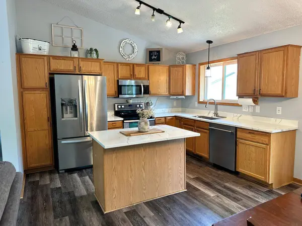 211 Florence AVE S, Annandale, MN 55302