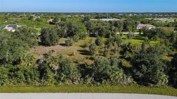 7022 LANDRUM CIR, Port Charlotte, FL 33981