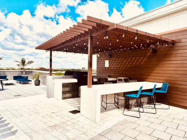 3250 NE 1st AVE #710, Miami, FL 33137