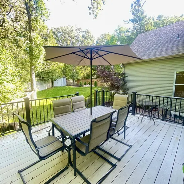 5132 Oxbow PL, Champlin, MN 55316
