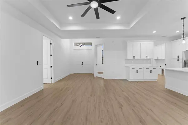 2426 CHIPLEY AVE, North Port, FL 34286