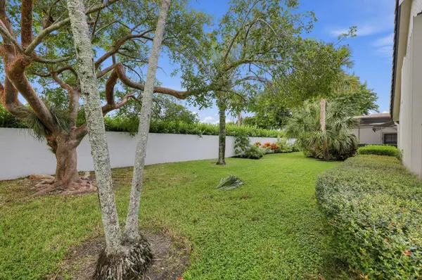 4330 SHERWOOD FOREST DR, Delray Beach, FL 33445