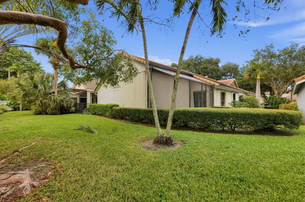 4330 SHERWOOD FOREST DR, Delray Beach, FL 33445