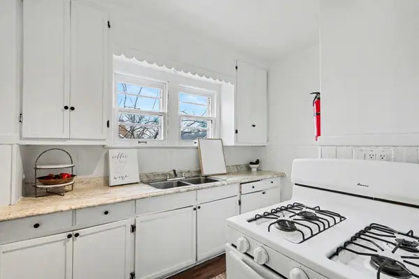 140 Dixie Avenue, Kalamazoo, MI 49001