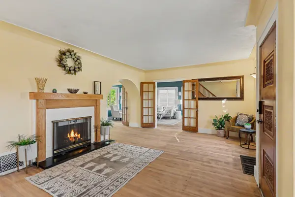 424 W Cork Street, Kalamazoo, MI 49001