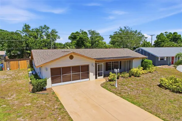290 MOUNT VERNON DR, Venice, FL 34293