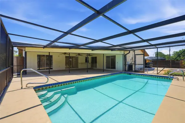 290 MOUNT VERNON DR, Venice, FL 34293