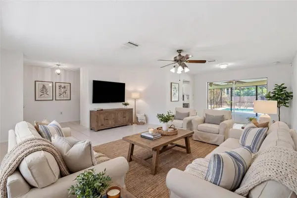 290 MOUNT VERNON DR, Venice, FL 34293
