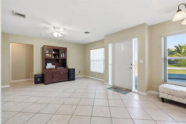 630 DARWIN RD, Venice, FL 34293