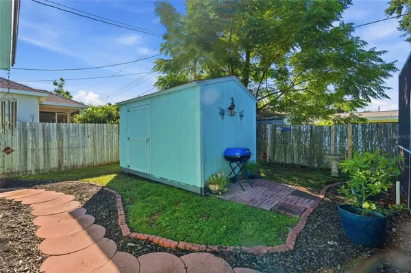 630 DARWIN RD, Venice, FL 34293
