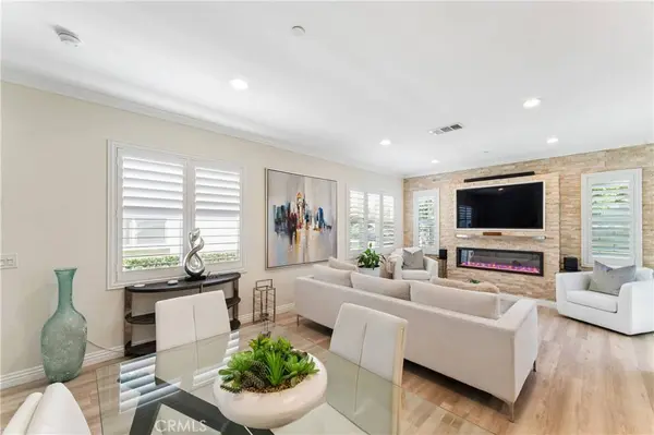 21713 Bene, Saugus, CA 91350