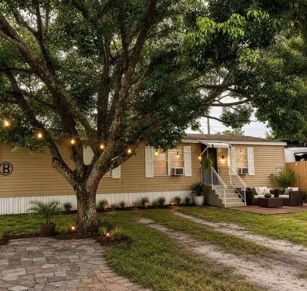 7494 CHARLIN Pkwy, Orlando, FL 32822